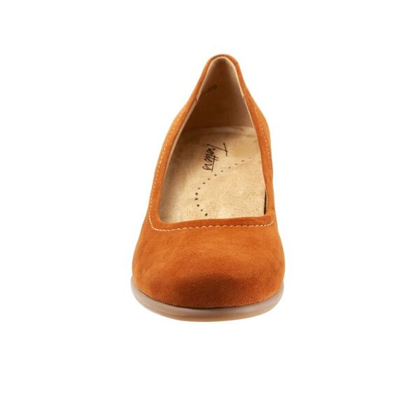 Trotters Womens Winnie Brown Shoes (NWT) - Picture 3 of 7